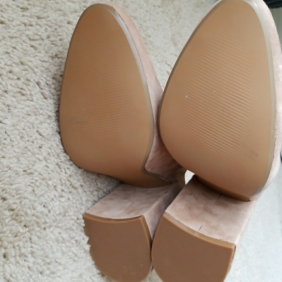 🚫SOLD🚫🔻📣SALE Nude chunky heel mules - Picture 6 of 8
